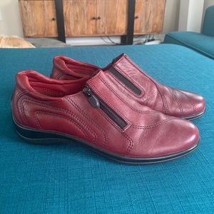 Ecco Red Leather Shoes w/ Side Zipper